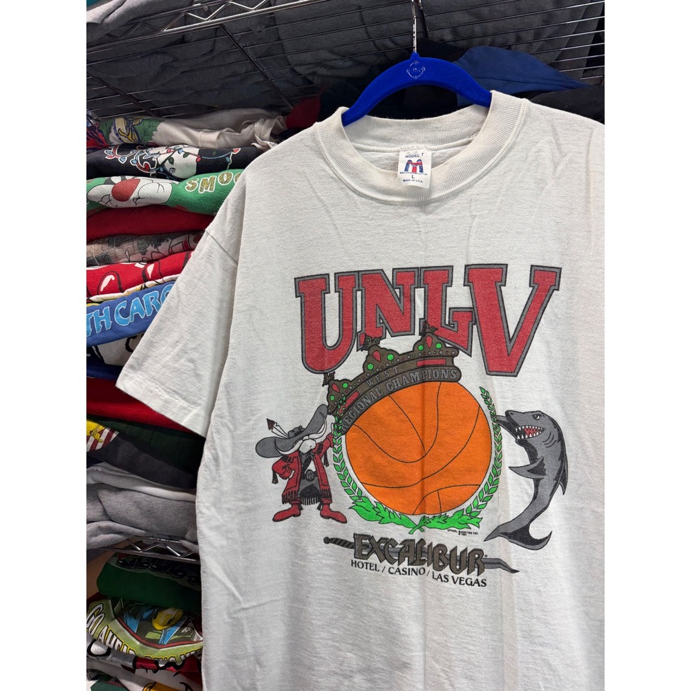 Vintage 1991 UNLV Runnin Rebels Basketball T Shirt Large Excalibur Las Vegas USA